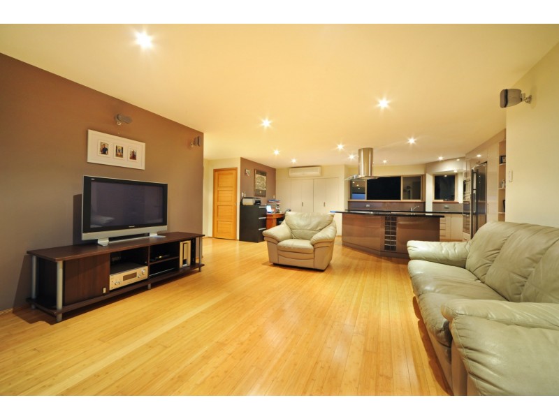 152/6 Eshelby Drive, Cannonvale QLD 4802