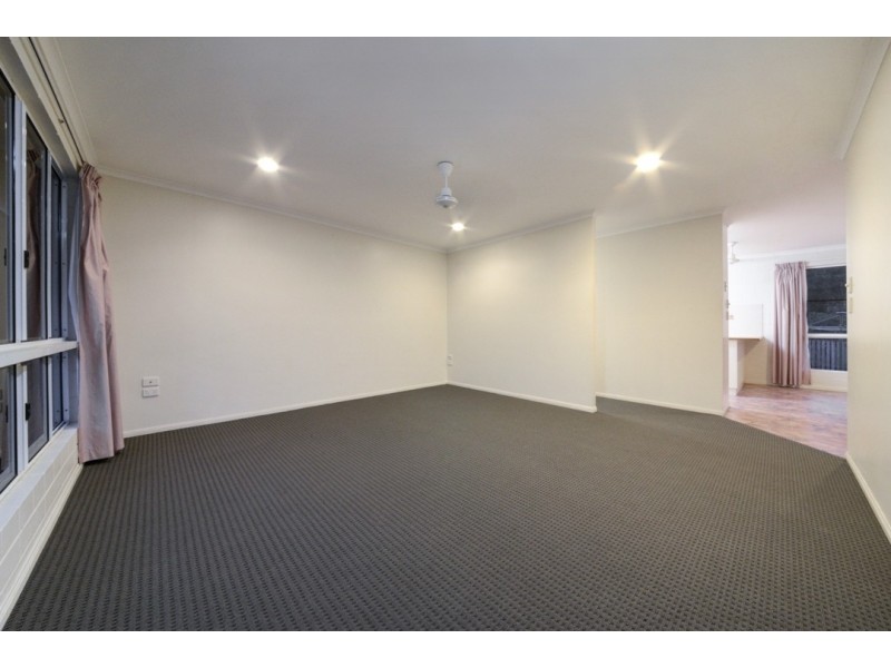 25 Stormvogel Drive, Jubilee Pocket QLD 4802