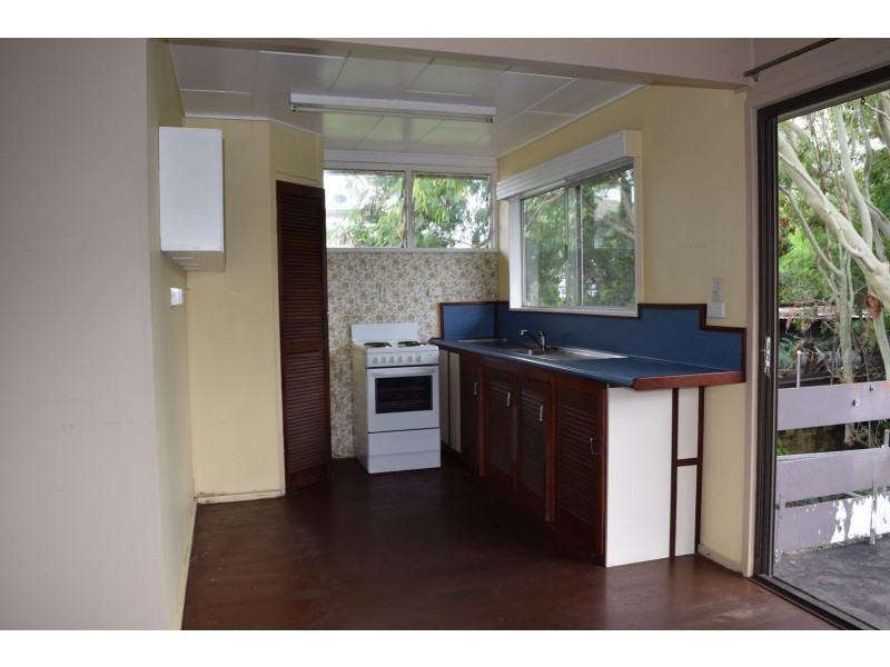 5 Begley Street, Airlie Beach QLD 4802