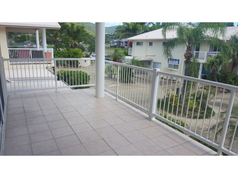 4/24 Pandanus Drive, Cannonvale QLD 4802