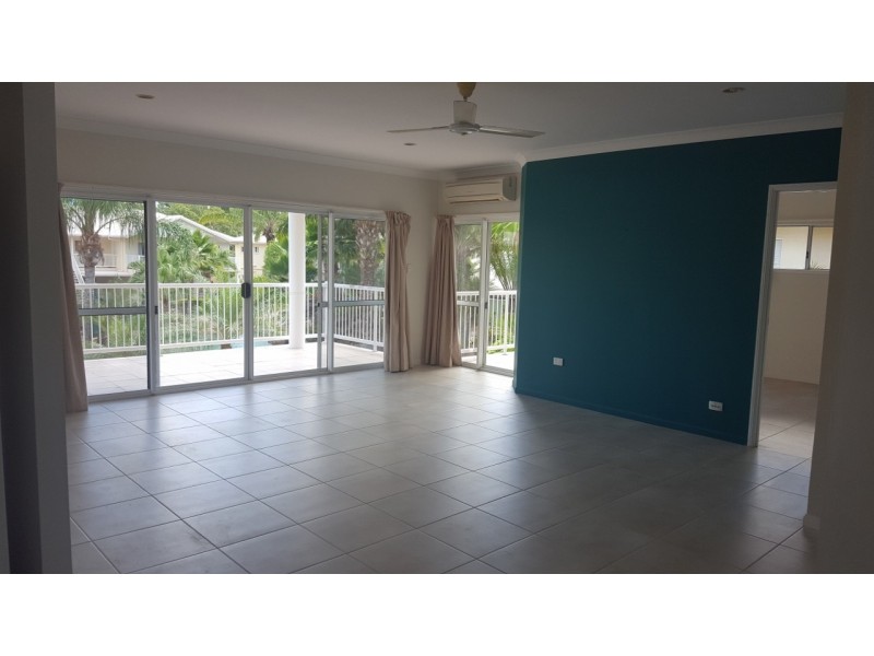 4/24 Pandanus Drive, Cannonvale QLD 4802