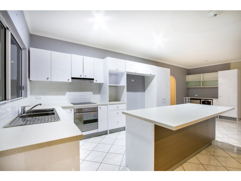 36 Erromango Drive, Jubilee Pocket QLD 4802