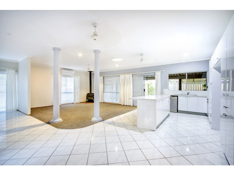 36 Erromango Drive, Jubilee Pocket QLD 4802