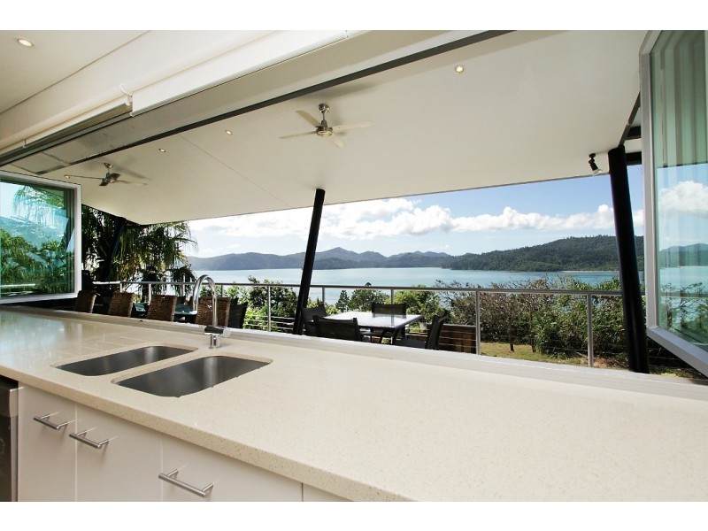 3/18 Peninsula Whitsunday Boulevard, Hamilton Island QLD 4803