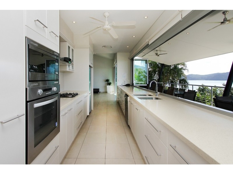 3/18 Peninsula Whitsunday Boulevard, Hamilton Island QLD 4803