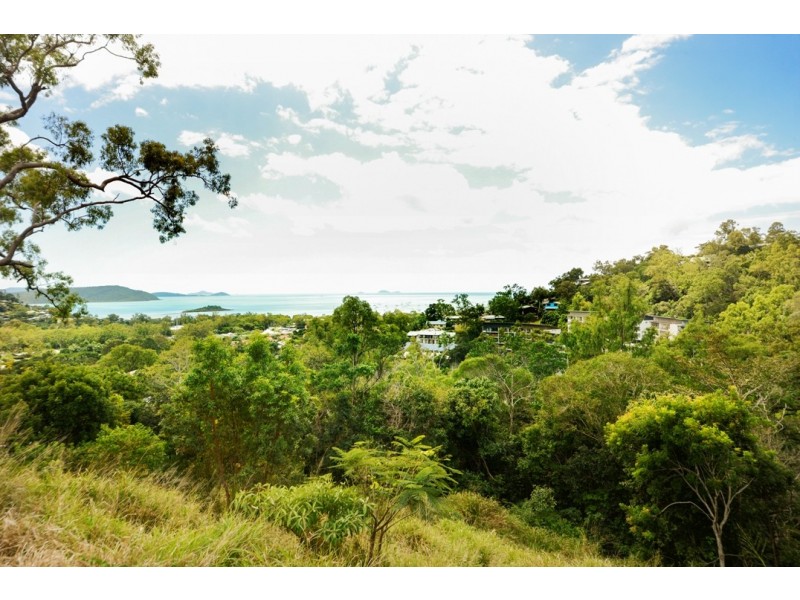 24/13 Border Drive, Cannonvale QLD 4802