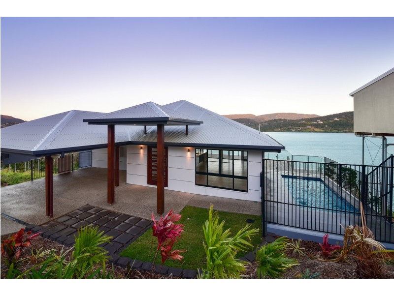 40 Beth Court, Cannonvale QLD 4802