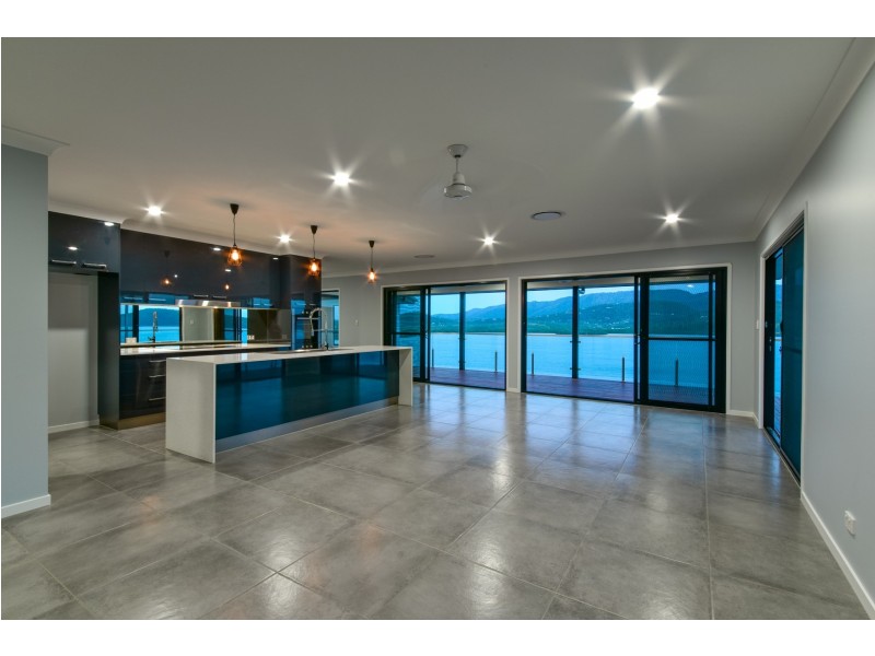 40 Beth Court, Cannonvale QLD 4802