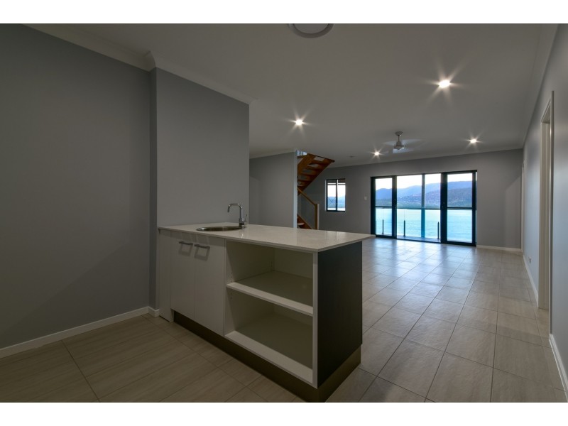 40 Beth Court, Cannonvale QLD 4802