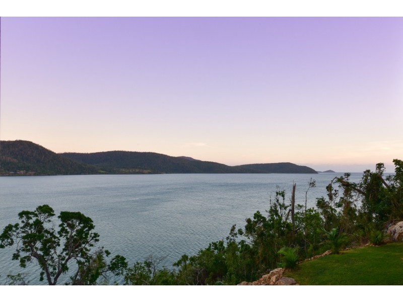 40 Beth Court, Cannonvale QLD 4802