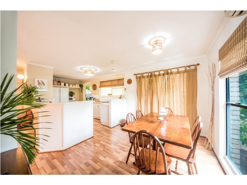 10 Olsen Place, Jubilee Pocket QLD 4802