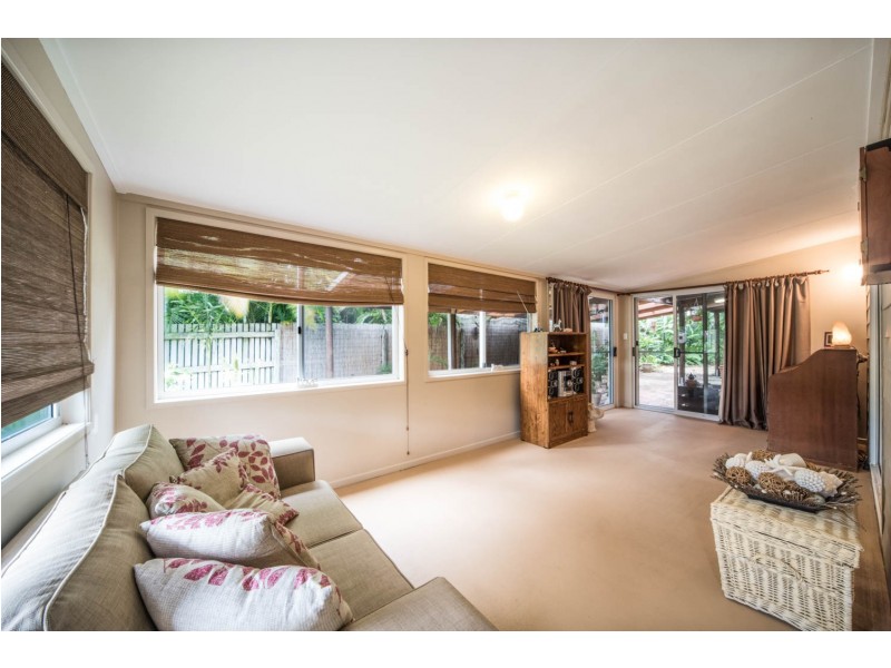 10 Olsen Place, Jubilee Pocket QLD 4802