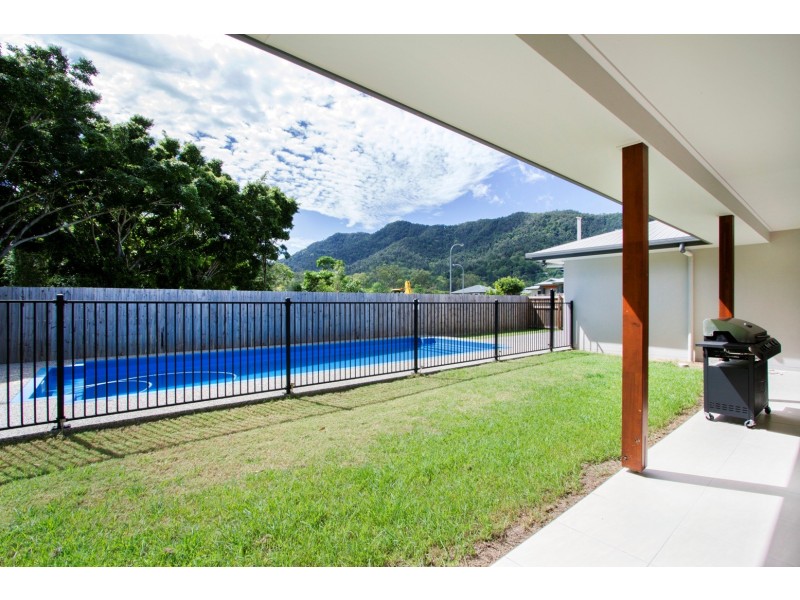 4 Homestead Place, Cannon Valley QLD 4800