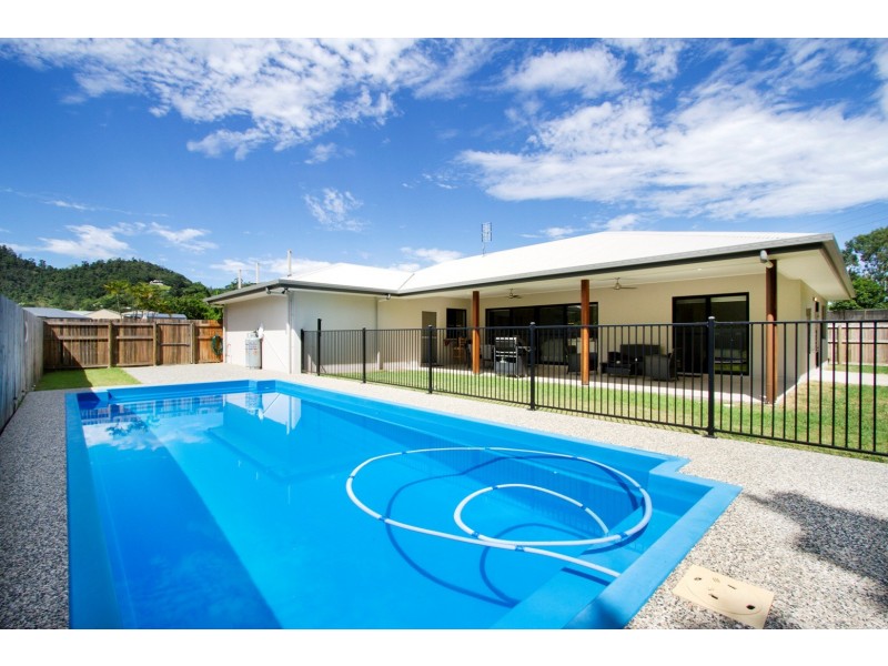 4 Homestead Place, Cannon Valley QLD 4800