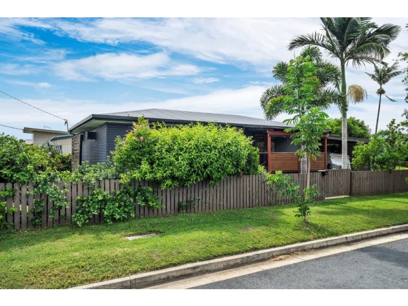 14 Ruge Street, Proserpine QLD 4800