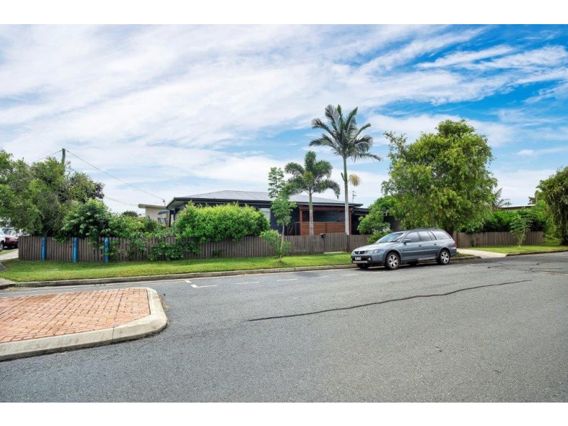 14 Ruge Street, Proserpine QLD 4800