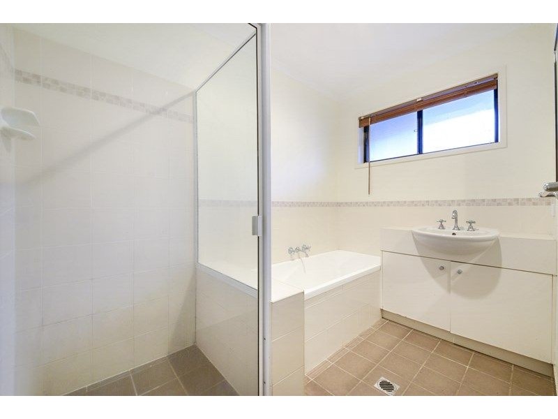 9 Links Drive, Cannonvale QLD 4802