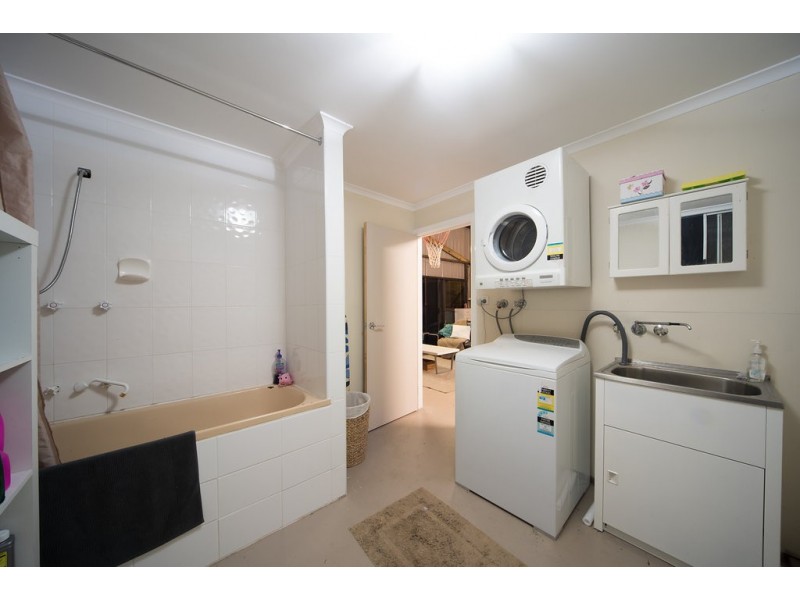 Prop Lot 3 Staniland Drive, Strathdickie QLD 4800