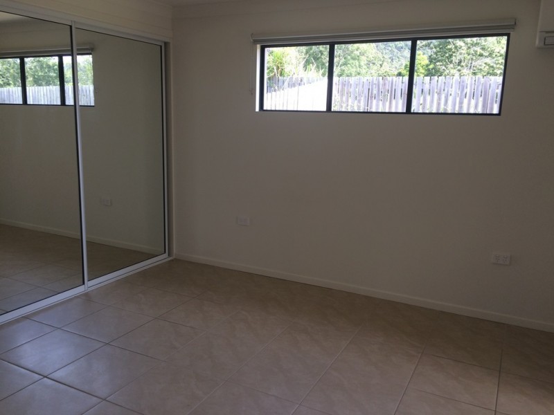 2/47 Endeavour Circuit, Cannonvale QLD 4802