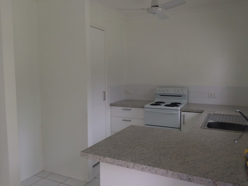 5 Hazelwood Crescent, Cannonvale QLD 4802