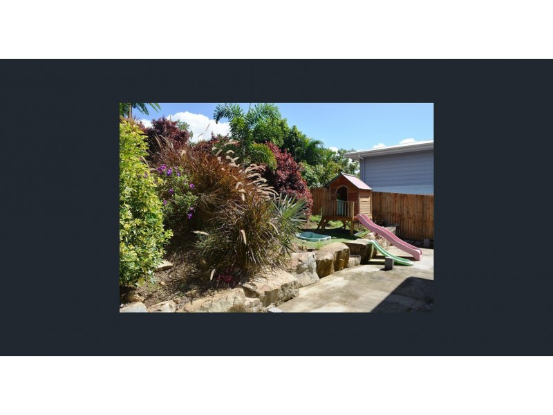 6 Parker Road, Cannonvale QLD 4802