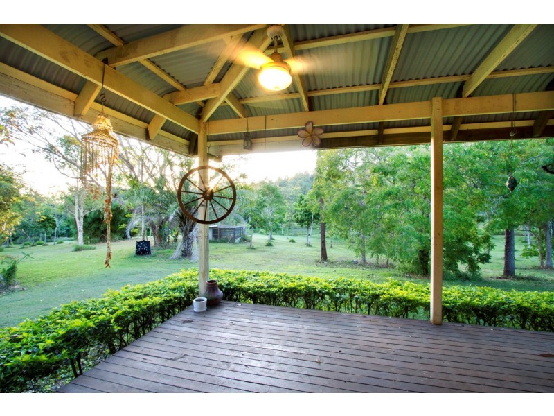 17 Domenica Road, Sugarloaf QLD 4800
