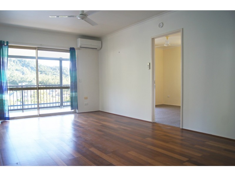 8/5 Border Drive, Cannonvale QLD 4802