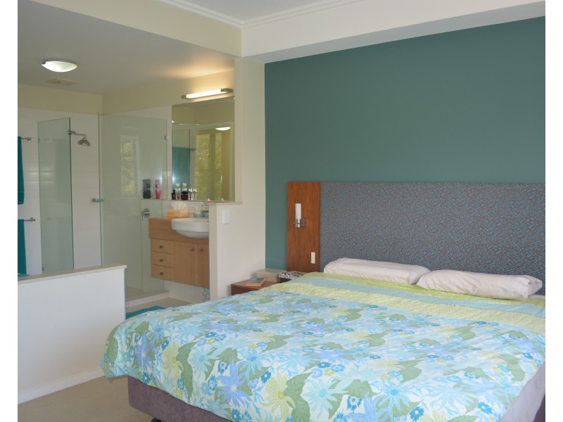 2/15 Flametree Court, Airlie Beach QLD 4802