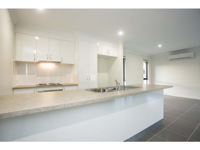 49 Macarthur Drive, Cannonvale QLD 4802