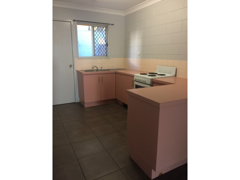 24/28 Island Drive, Cannonvale QLD 4802