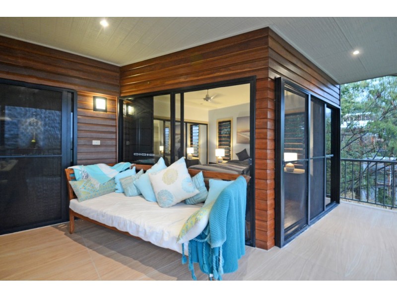 33 Stonehaven Court, Airlie Beach QLD 4802
