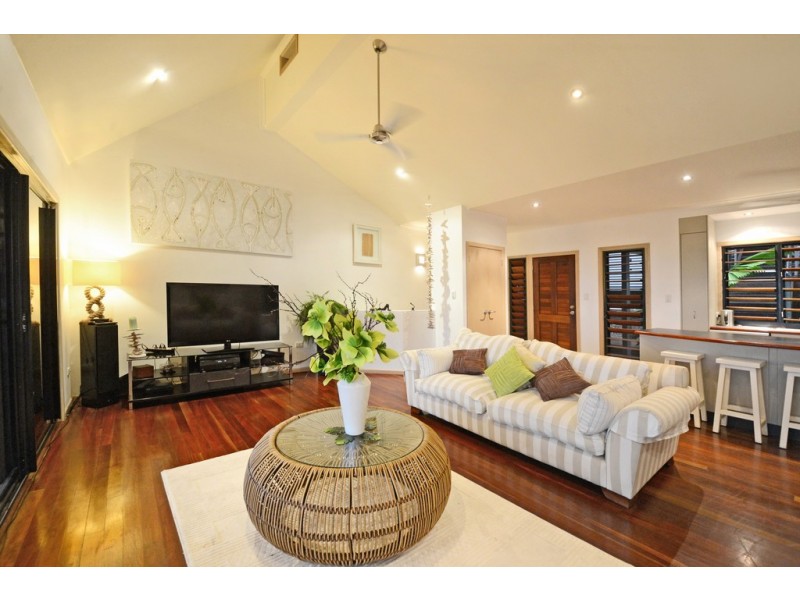 33 Stonehaven Court, Airlie Beach QLD 4802