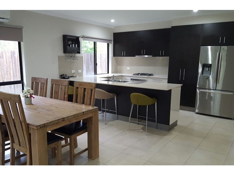 27 Twin Creek Court, Cannonvale QLD 4802