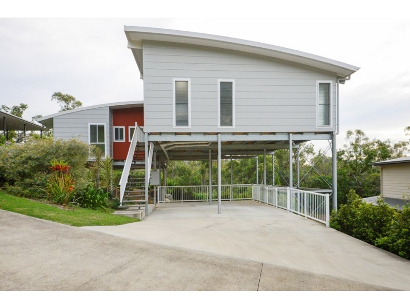 10/13 Border Drive, Cannonvale QLD 4802