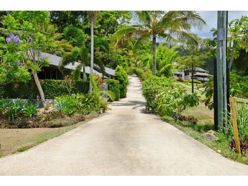 216 Mandalay Road, Airlie Beach QLD 4802