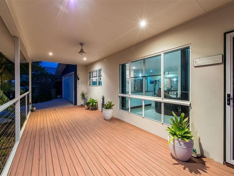 36 Parker Road, Cannonvale QLD 4802
