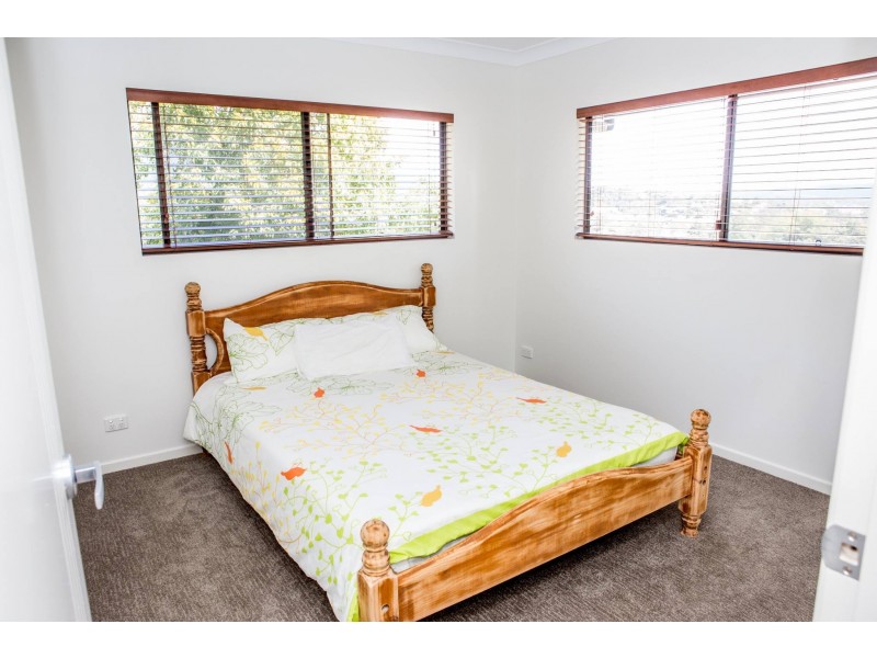 3 Raddle Court, Cannonvale QLD 4802