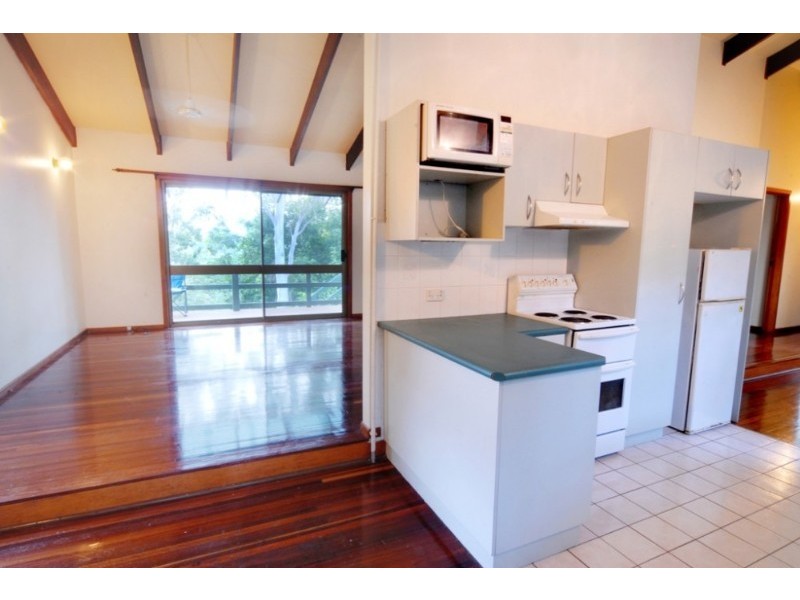 13 Wambiri, Cannonvale QLD 4802
