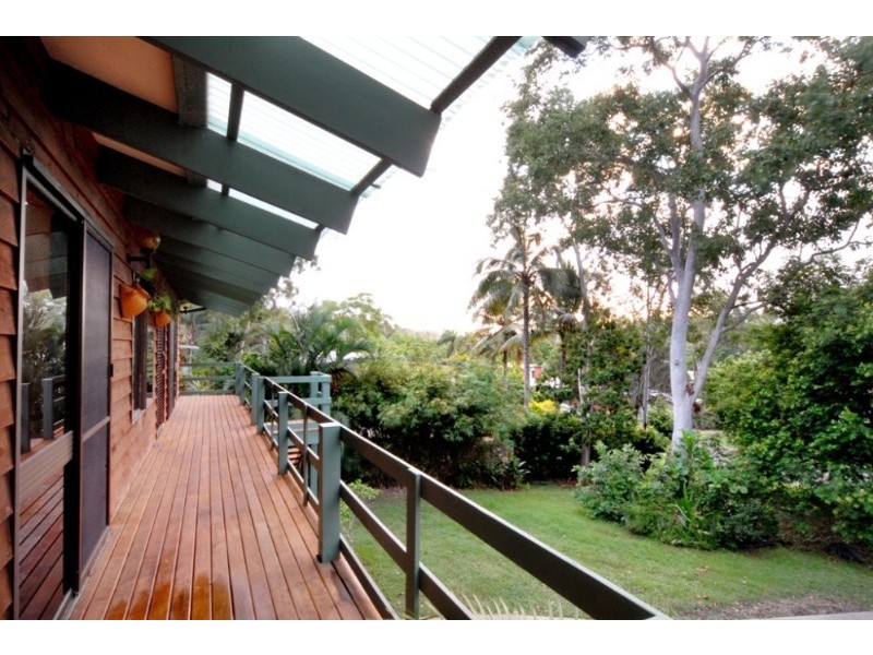 13 Wambiri, Cannonvale QLD 4802