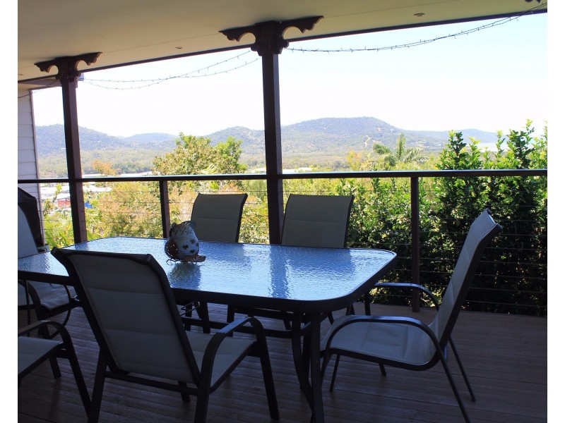 12 Hamilton Avenue, Cannonvale QLD 4802