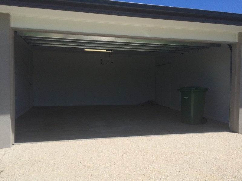 55 South Molle Blvd, Cannonvale QLD 4802