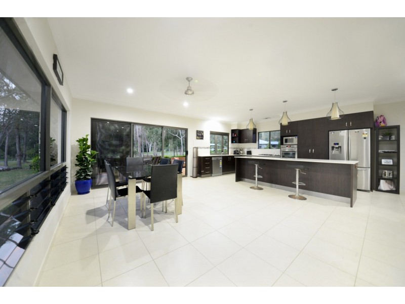 1 Remington Close, Mount Marlow QLD 4800