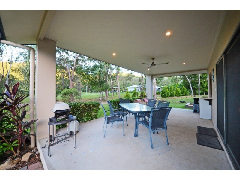 1 Remington Close, Mount Marlow QLD 4800