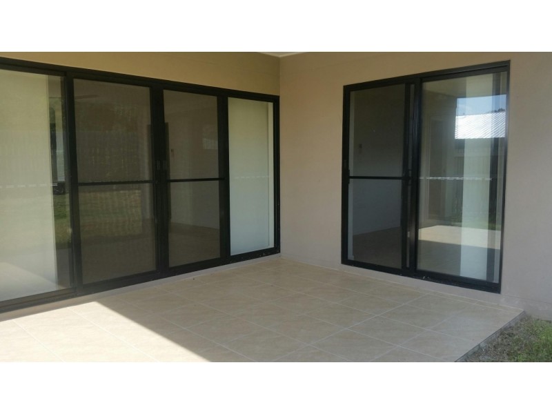 1/47 Endeavour Circuit, Cannonvale QLD 4802