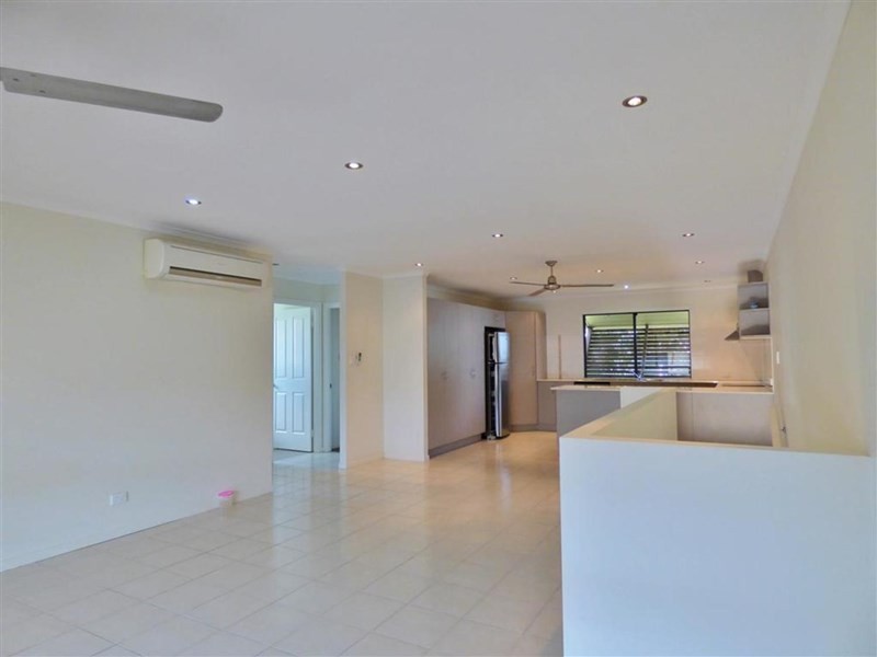 4/16 Marathon Street, Proserpine QLD 4800