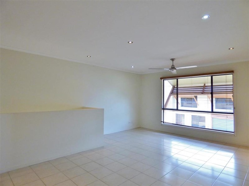 4/16 Marathon Street, Proserpine QLD 4800