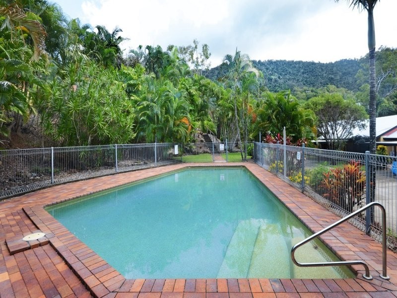 28/28 Island Drive, Cannonvale QLD 4802