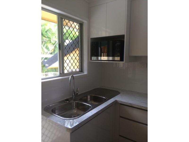 28/28 Island Drive, Cannonvale QLD 4802