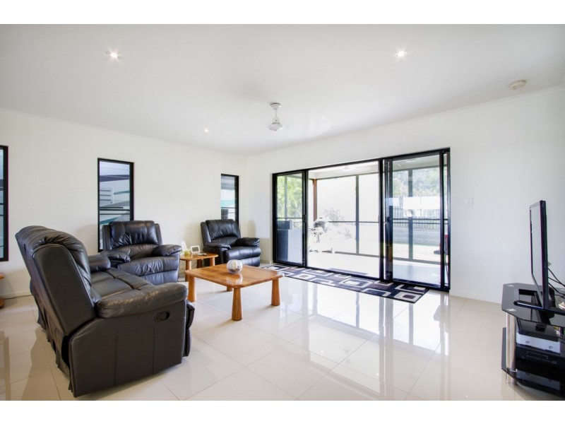 57 Endeavour Circuit, Cannonvale QLD 4802