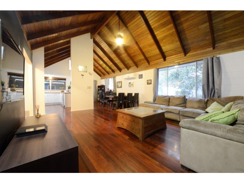 7 Sunbird Close, Jubilee Pocket QLD 4802